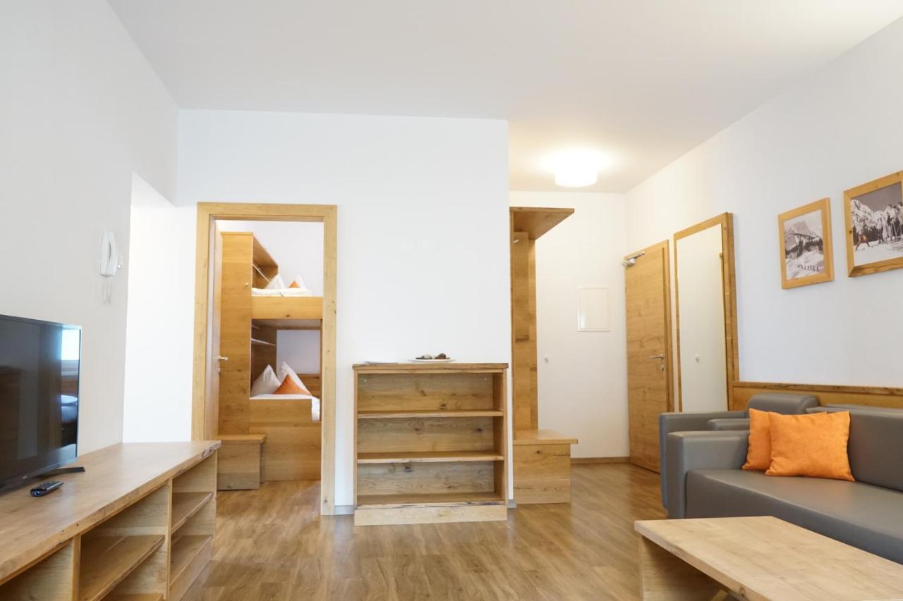 Bergfink apartments Flachau Buitenkant foto